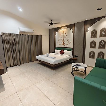 Shree Jalaram Resort Kodae Экстерьер фото