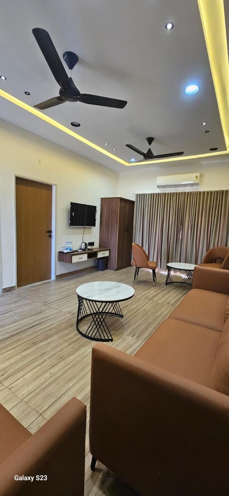 Shree Jalaram Resort Kodae Экстерьер фото